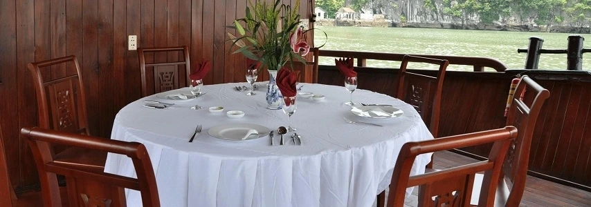 croisiere-en-baie-halong-sur-jonque-catba-ma-jonq-1-cabine-3-jours-2-nuits-1