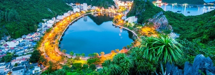 croisiere-en-baie-halong-sur-jonque-catba-tuan-sailing-1-cabine-3-jours-2-nuits-1