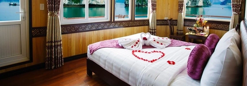 croisiere-en-baie-halong-sur-jonque-cristina-diamond-halong-2-jours-1-nuit-6