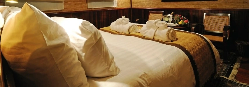 croisiere-en-baie-halong-sur-jonque-emeraude-halong-2-jours-1-nuit-3