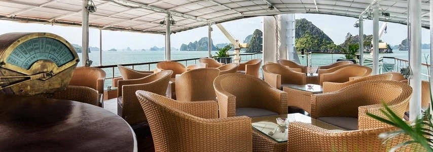 croisiere-en-baie-halong-sur-jonque-emeraude-halong-2-jours-1-nuit-7