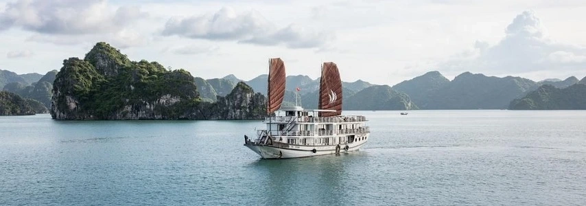 croisiere-en-baie-halong-sur-jonque-glory-legend-halong-2-jours-1-nuit-1
