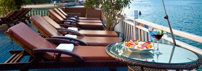 croisiere-en-baie-halong-sur-jonque-golden-halong-2-jours-1-nuit-5