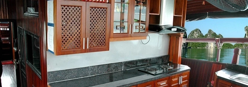 croisiere-en-baie-halong-sur-jonque-lamour-princess-1-en-2-jours-1-nuit-1