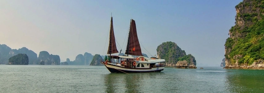 croisiere-en-baie-halong-sur-jonque-lamour-princess-1-en-2-jours-1-nuit-2