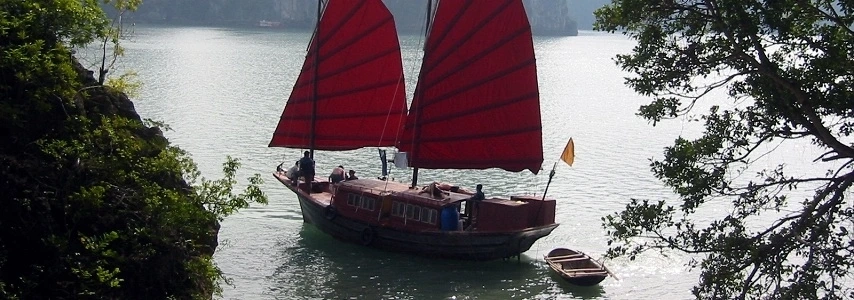 croisiere-en-baie-halong-sur-jonque-moonlight-catba-2-cabines-3-jours-2-nuits-2