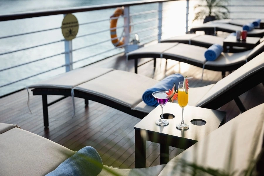 croisiere-en-baie-halong-sur-jonque-orchid-halong-3-jours-2-nuits-13