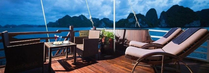 croisiere-en-baie-halong-sur-jonque-pelican-halong-2-jours-1-nuit-5