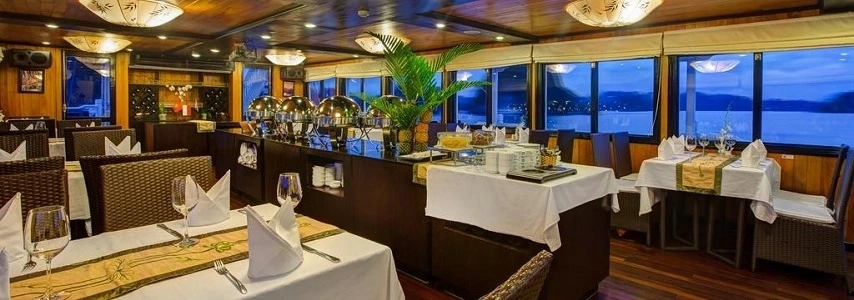 croisiere-en-baie-halong-sur-jonque-syrena-halong-2-jours-1-nuit-4
