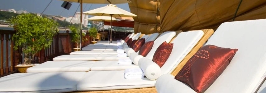 croisiere-en-baie-halong-sur-jonque-valentine-premium-2-jours-1-nuit-3