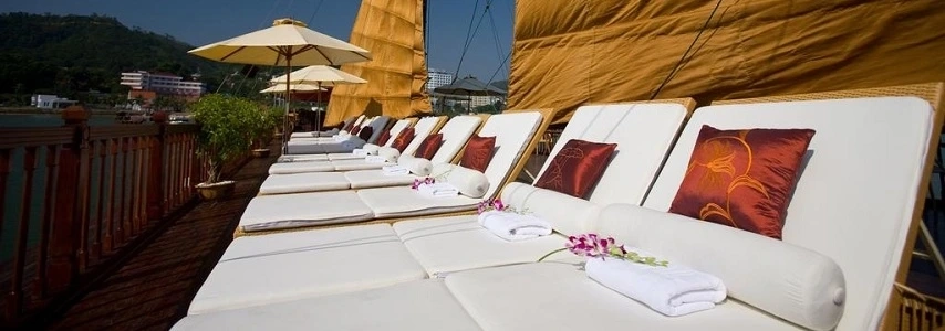 croisiere-en-baie-halong-sur-jonque-valentine-premium-3-jours-2-nuits-2