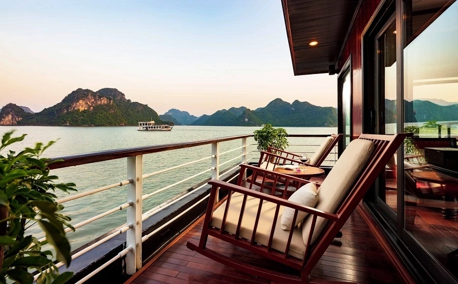 croisiere-luxe-en-baie-halong-sur-jonque-orchid-premium-cruise-2-jours-1-nuit-6